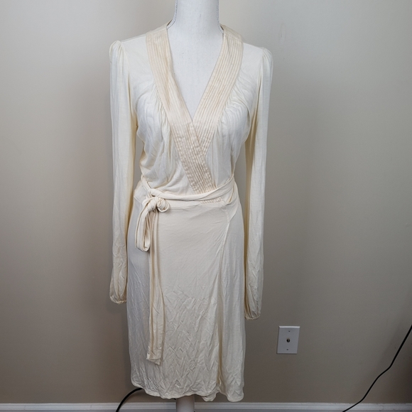 Joie Cream Long Sleeve Wrap Dress size M - Picture 1 of 8